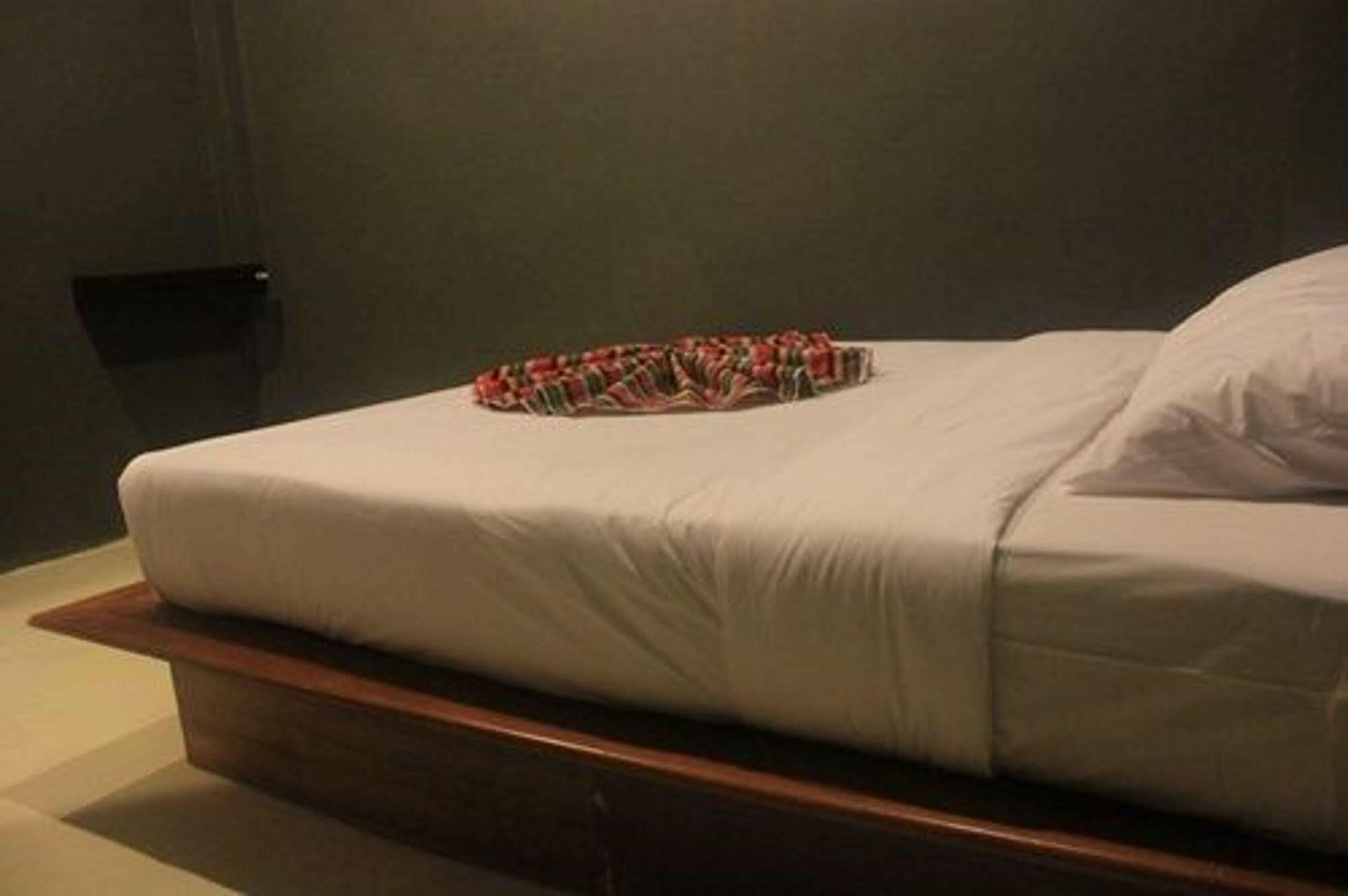 Pi Coco Hostel Chaweng  Zewnętrze zdjęcie